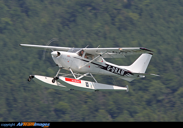 Reims FR172F Reims Rocket Reims FR172F Reims Rocket