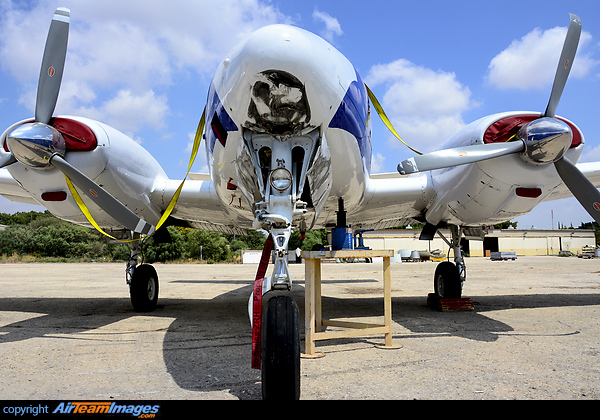 Beech 65-B80 Queen Air 4X-DZY made an emergency landing at Tel Aviv Ben Gurion International Airport after it was unable to lower the front wheel. Beech 65-B80 Queen Air