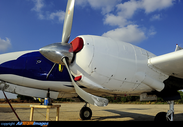 Beech 65-B80 Queen Air 4X-DZY made an emergency landing at Tel Aviv Ben Gurion International Airport after it was unable to lower the front wheel. Beech 65-B80 Queen Air