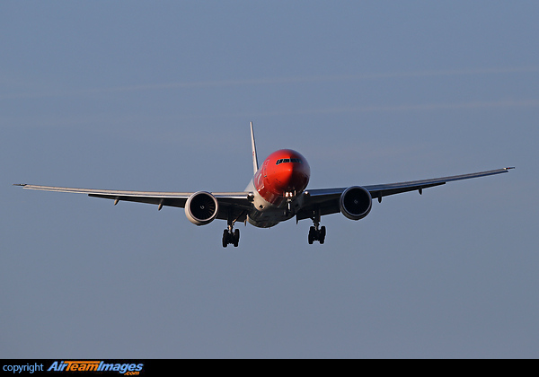 Boeing 777-FHT Boeing 777-FHT