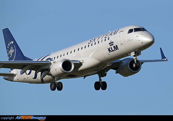 Embraer ERJ-190LR Embraer ERJ-190LR