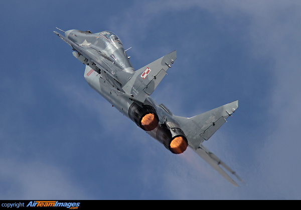 Mikoyan Gurevich MiG-29A Mikoyan Gurevich MiG-29A