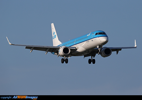 Embraer ERJ-190STD Embraer ERJ-190STD