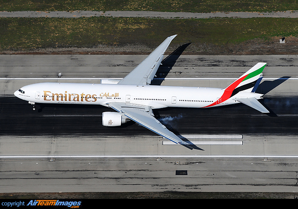 Boeing 777-31H/ER Boeing 777-31H/ER