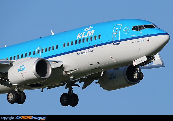Named:"Cuckoo" Boeing 737-7K2