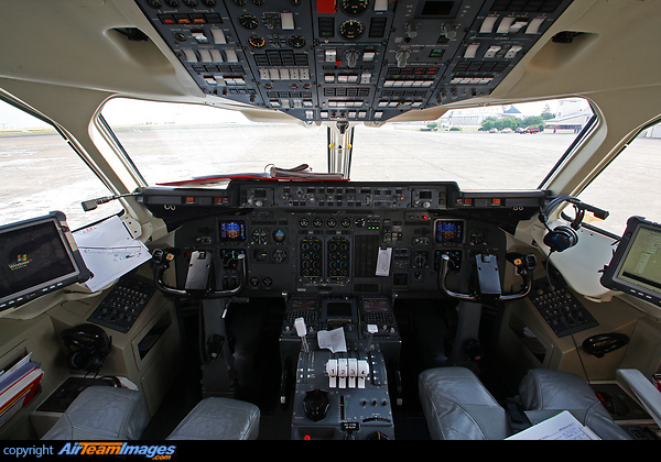 British Aerospace Avro RJ100 British Aerospace Avro RJ100