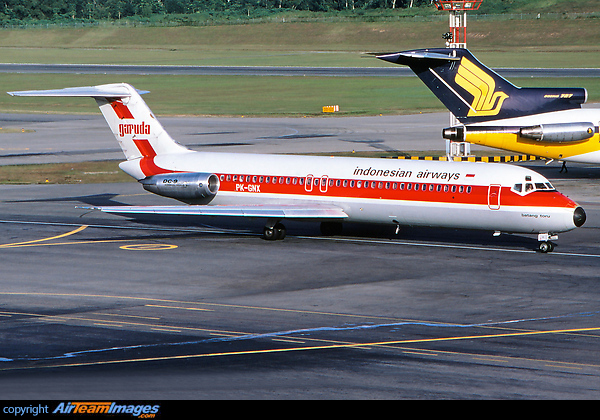 McDonnell Douglas DC-9-32 McDonnell Douglas DC-9-32