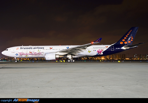 New Tomorrowland 2013 stickers Airbus A330-301
