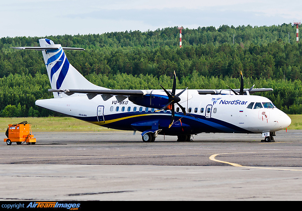 After seeing Nordstar's first ATR in service on the west ramp earlier this year, I captured it on the regional ramp. ATR 42-500
