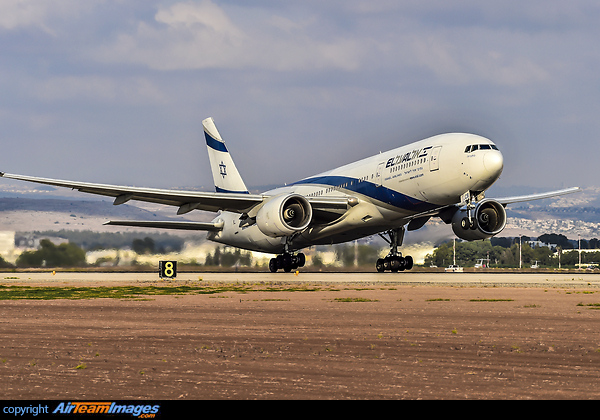 Boeing 777-258/ER Boeing 777-258/ER
