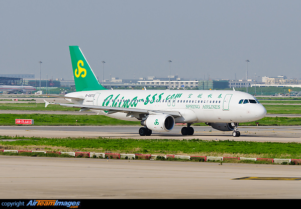 Airbus A320-214 Airbus A320-214