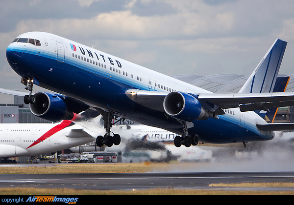 Boeing 767-322/ER Boeing 767-322/ER