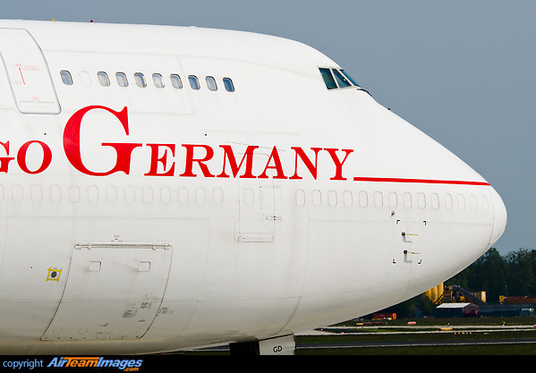 Boeing 747-412(BCF) Boeing 747-412(BCF)