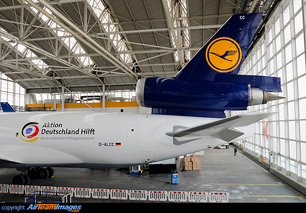 -CC has been the aircraft with the "100 Years Air Cargo" colours and now it shows the company's support for aid agencies of the "Aktion Deutschland Hilft" initiative. McDonnell Douglas MD-11F