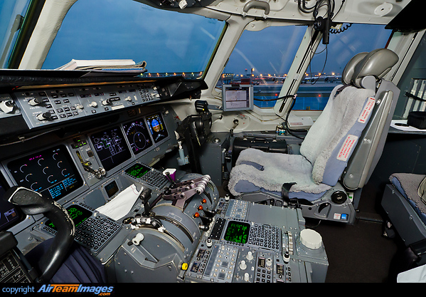 McDonnell Douglas MD-11F McDonnell Douglas MD-11F