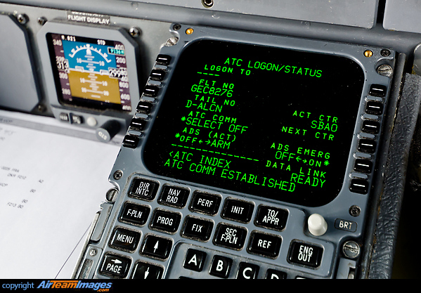 Radio contact with Brazilian ATC, using CPDLC via Satcom. McDonnell Douglas MD-11F
