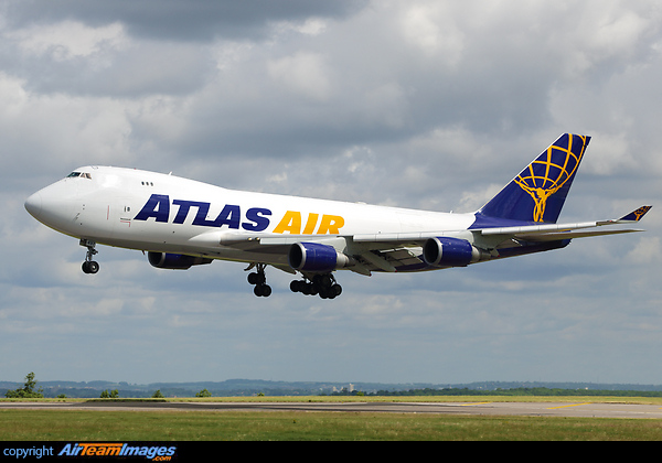 Boeing 747-4U7F/SCD Boeing 747-4U7F/SCD