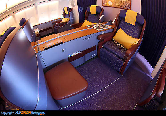 Airbus A340-642 Airbus A340-642