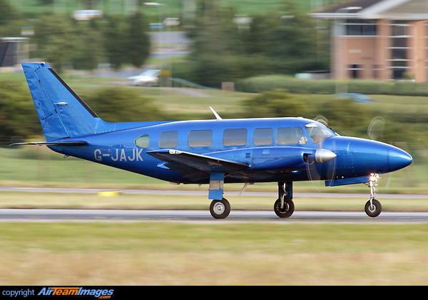 Piper PA-31-350 Chieftain Piper PA-31-350 Chieftain
