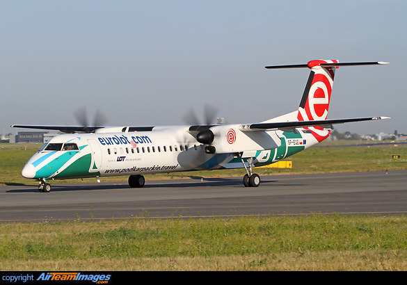 This Dash 8 received new colors and is now sporting "www.podkarpackie.travel" titles. Bombardier Dash 8-402Q
