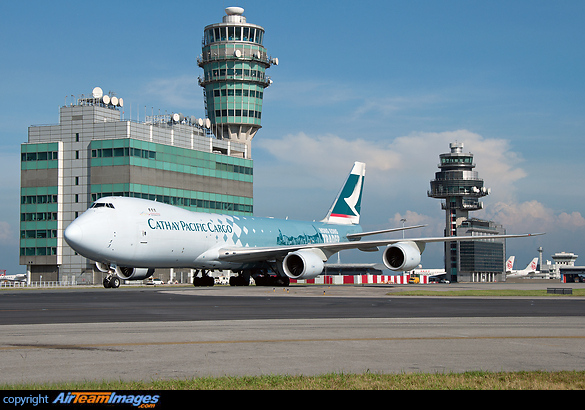 The Hong Kong Trader (B-LJA) just passed the Hong Kong Tower Boeing 747-867F/SCD