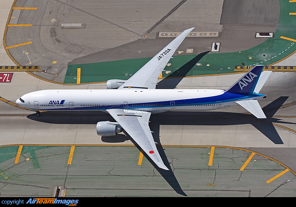Boeing 777-381/ER Boeing 777-381/ER
