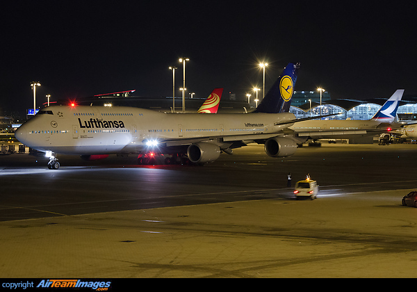 Boeing 747-830 Boeing 747-830