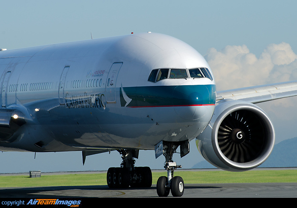 Boeing 777-367/ER Boeing 777-367/ER
