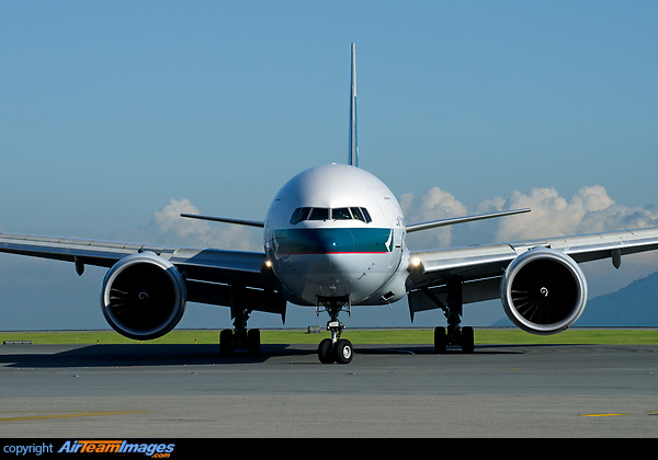 Boeing 777-367/ER Boeing 777-367/ER