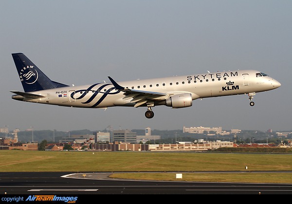 Embraer ERJ-190LR Embraer ERJ-190LR
