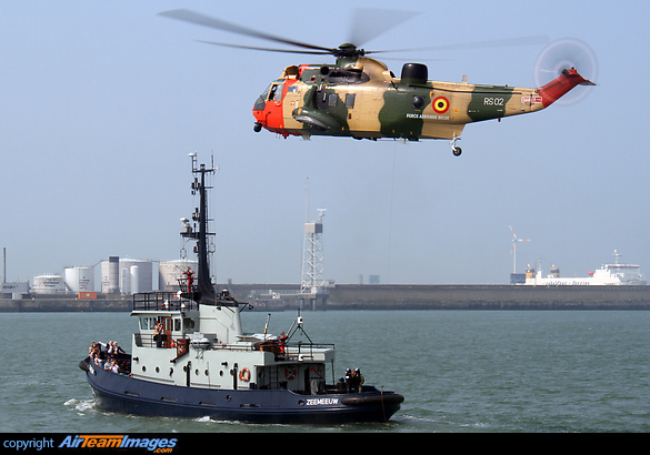 Winching exercise onboard the Zeemeeuw (A954) Westland WS-61 Sea King Mk48