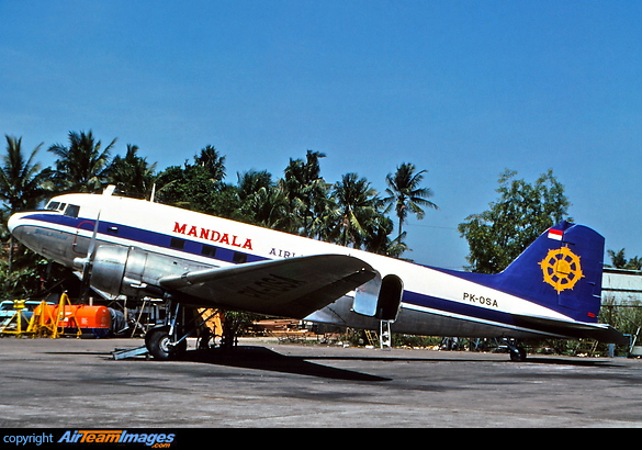Douglas DC-3A Douglas DC-3A