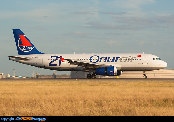 Airbus A320-232 Airbus A320-232
