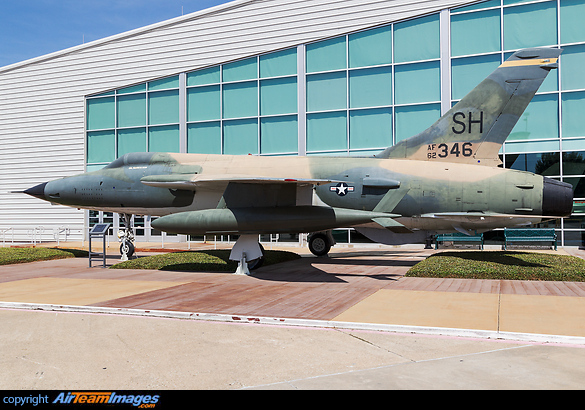 Republic F-105D Thunderchief Republic F-105D Thunderchief