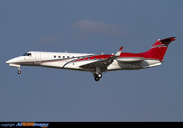 D-AJET is the first Legacy for Air Hamburg. Embraer Legacy 600