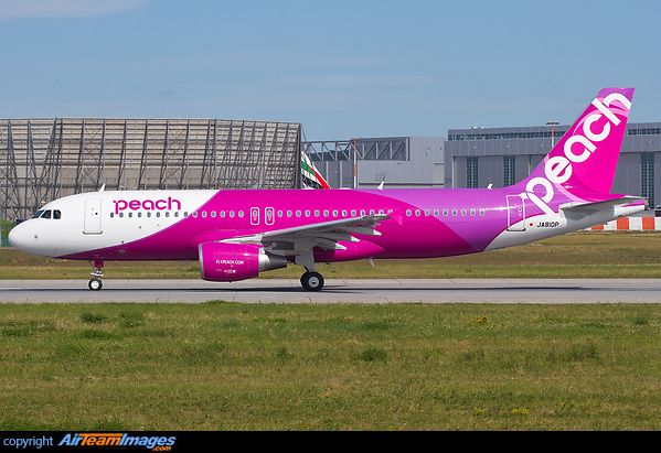 Airbus A320-214 Airbus A320-214