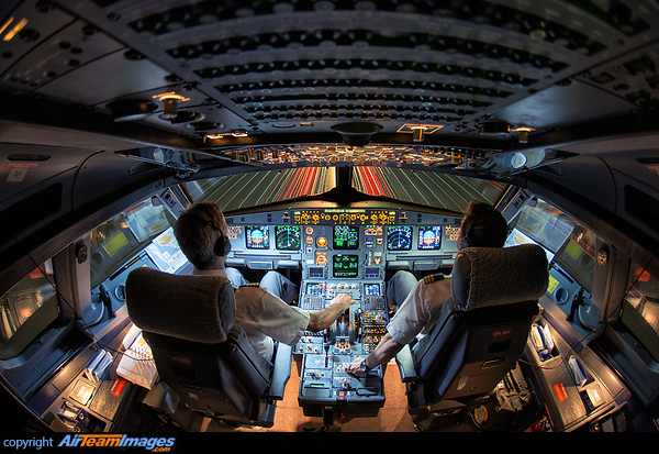 Airbus A321-200 Airbus A321-200