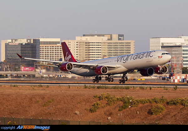 Airbus A340-642 Airbus A340-642