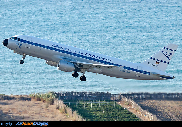 Airbus A320-212 Airbus A320-212