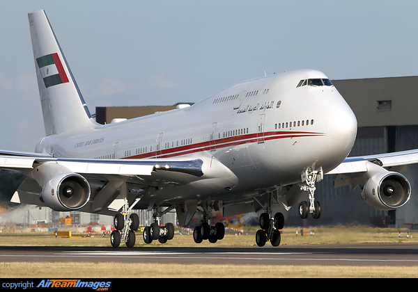 Boeing 747-422 Boeing 747-422