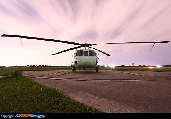 Sikorsky UH-60A Black Hawk Sikorsky UH-60A Black Hawk