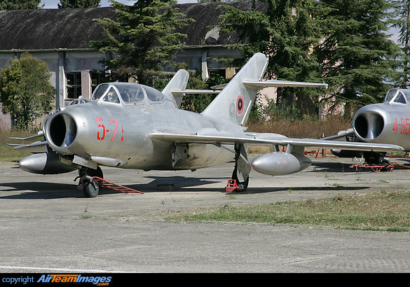 Chengdu FT-5 Chengdu FT-5