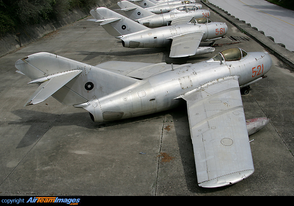 MiG-15bis MiG-15bis