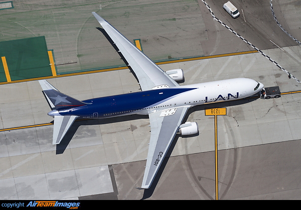 Boeing 767-316/ER Boeing 767-316/ER