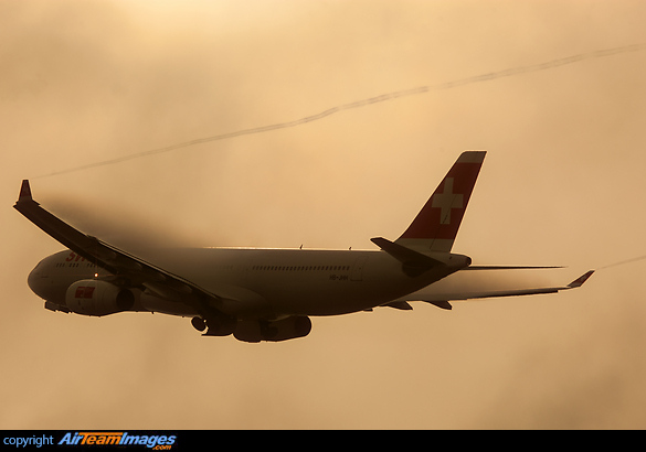 Airbus A330-343X Airbus A330-343X