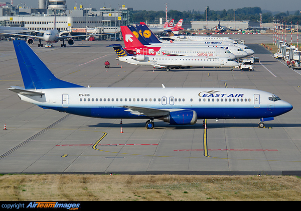 Boeing 737-4Y0 Boeing 737-4Y0