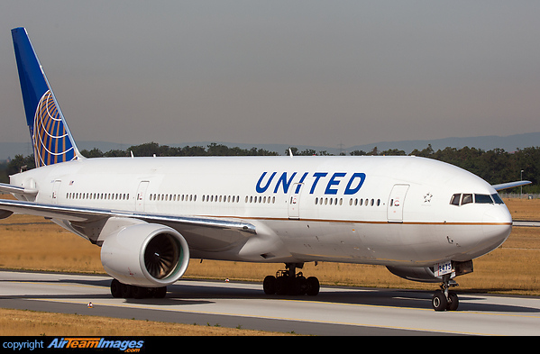 Boeing 777-222/ER Boeing 777-222/ER