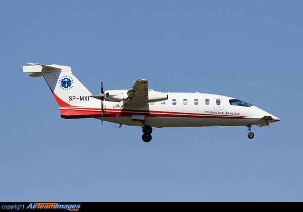 Piaggio P-180 Avanti II Piaggio P-180 Avanti II
