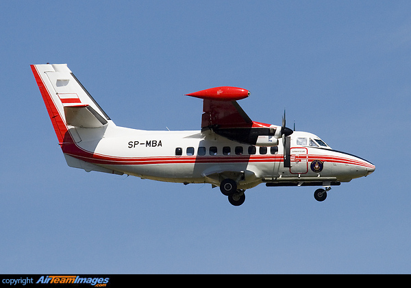 Let L-410UVP-E2 Turbolet Let L-410UVP-E2 Turbolet