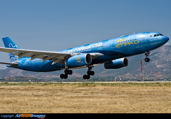 Airbus A330-243 Airbus A330-243